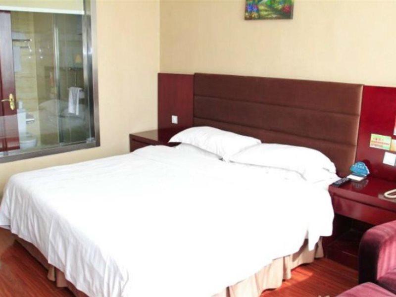 Greentree Inn Shandong Heze Cao County Qinghe Road Business Hotel Buitenkant foto